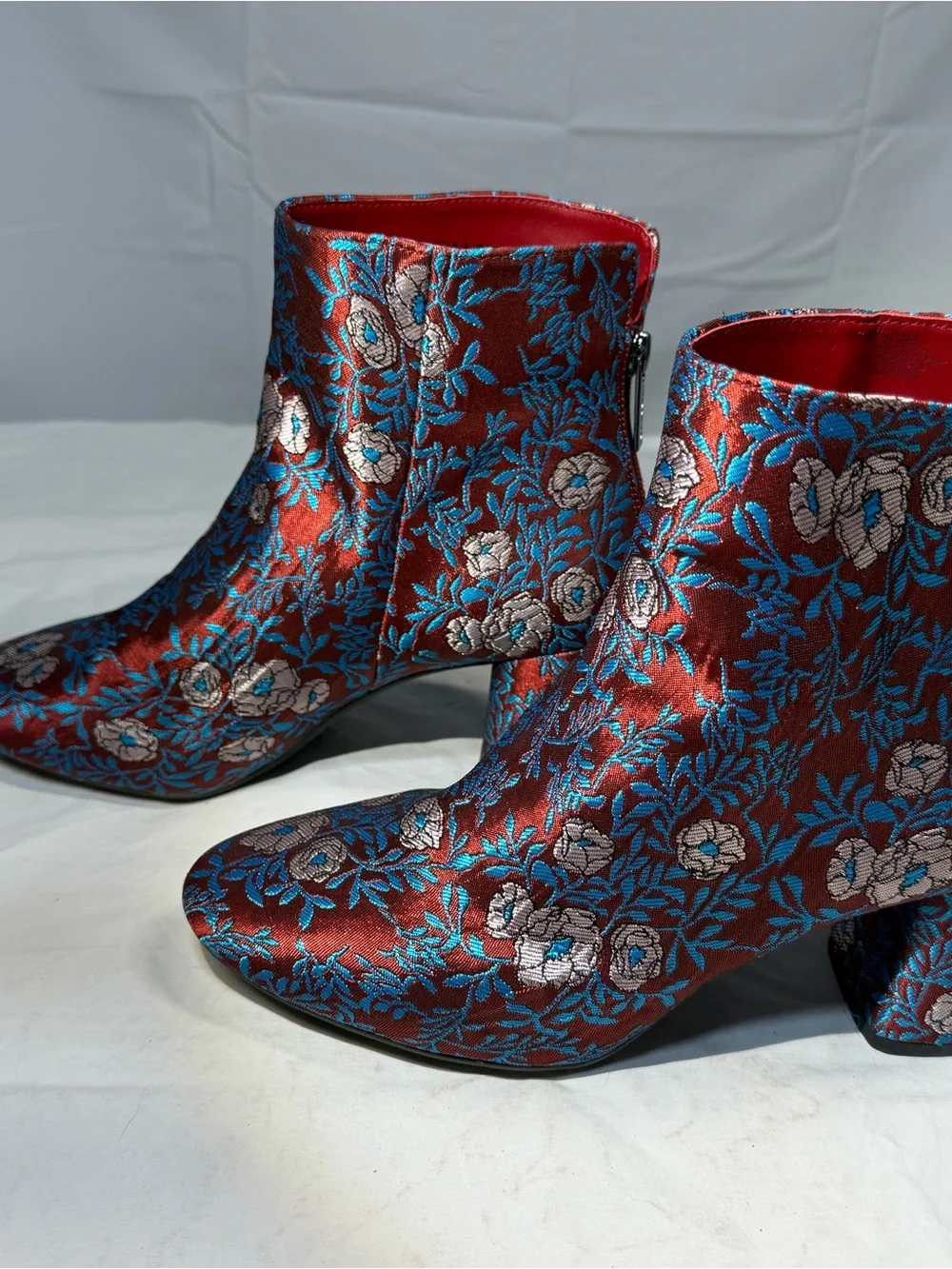 Gianni Bini Catalano Burgundy Brocade Floral Jacquard Ankle Boots 8.5Wmn